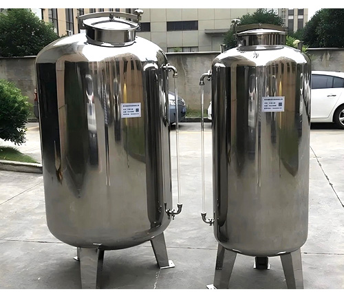 Pressure device
